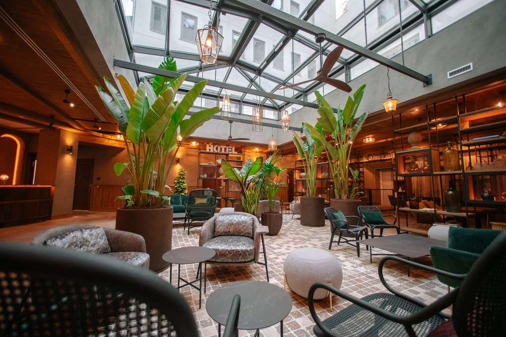 Doubletree By Hilton Monti Hotel Rom