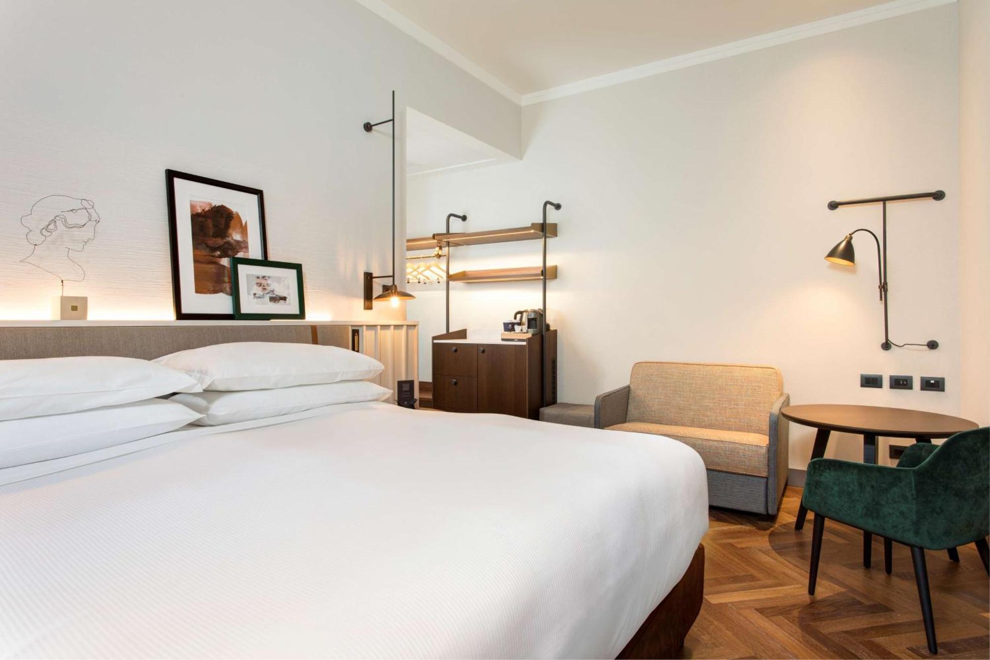Doubletree By Hilton Monti Hotel Rom