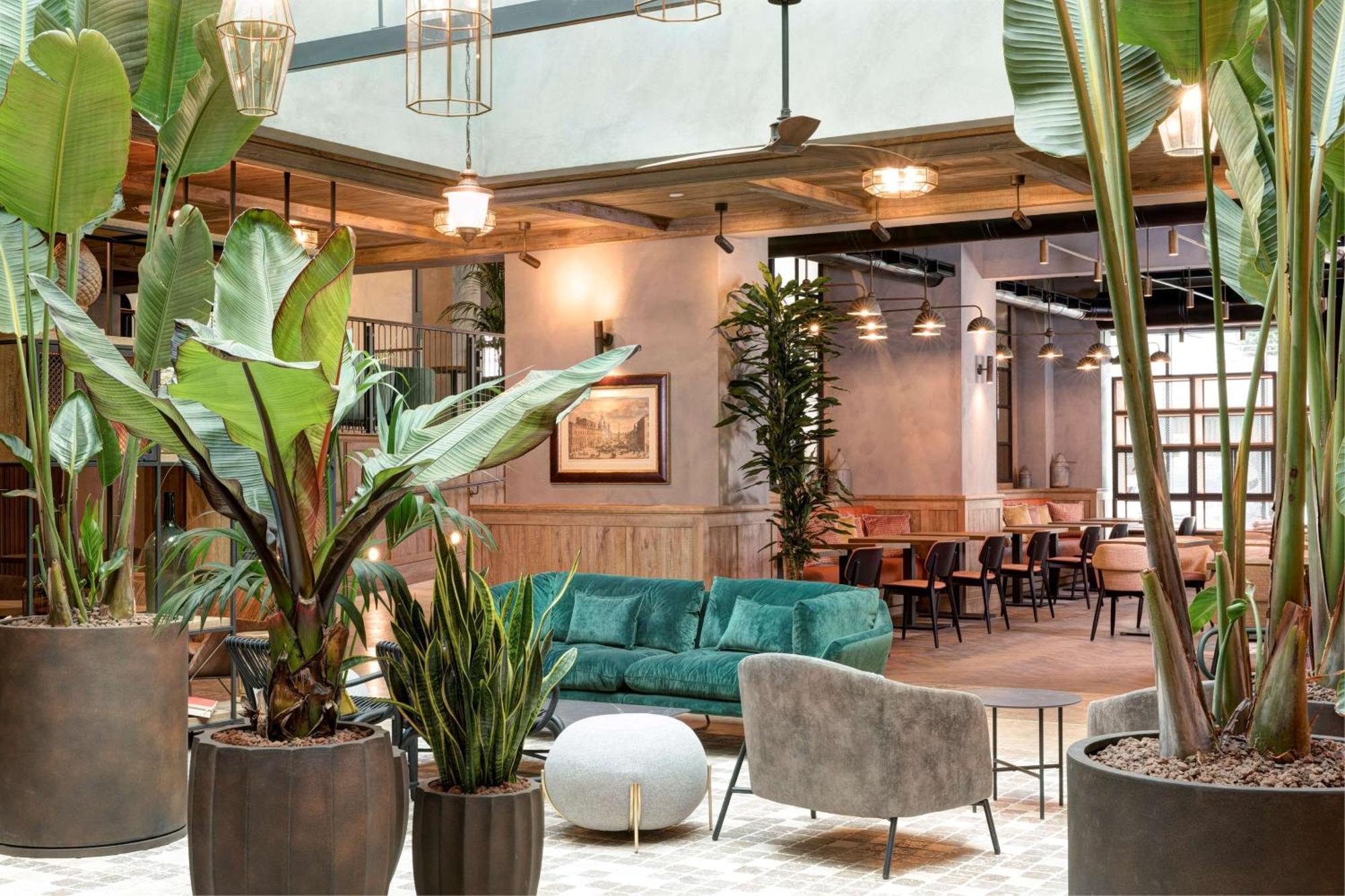 Doubletree By Hilton Monti Rom